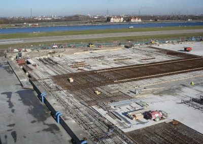East Apron Extension — King George V Dock